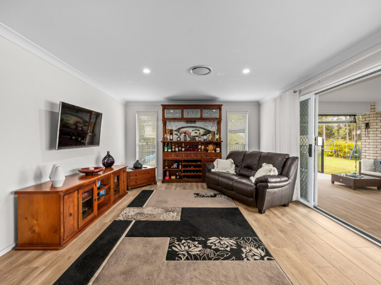 7 Perch Way, New Beith, QLD 4124