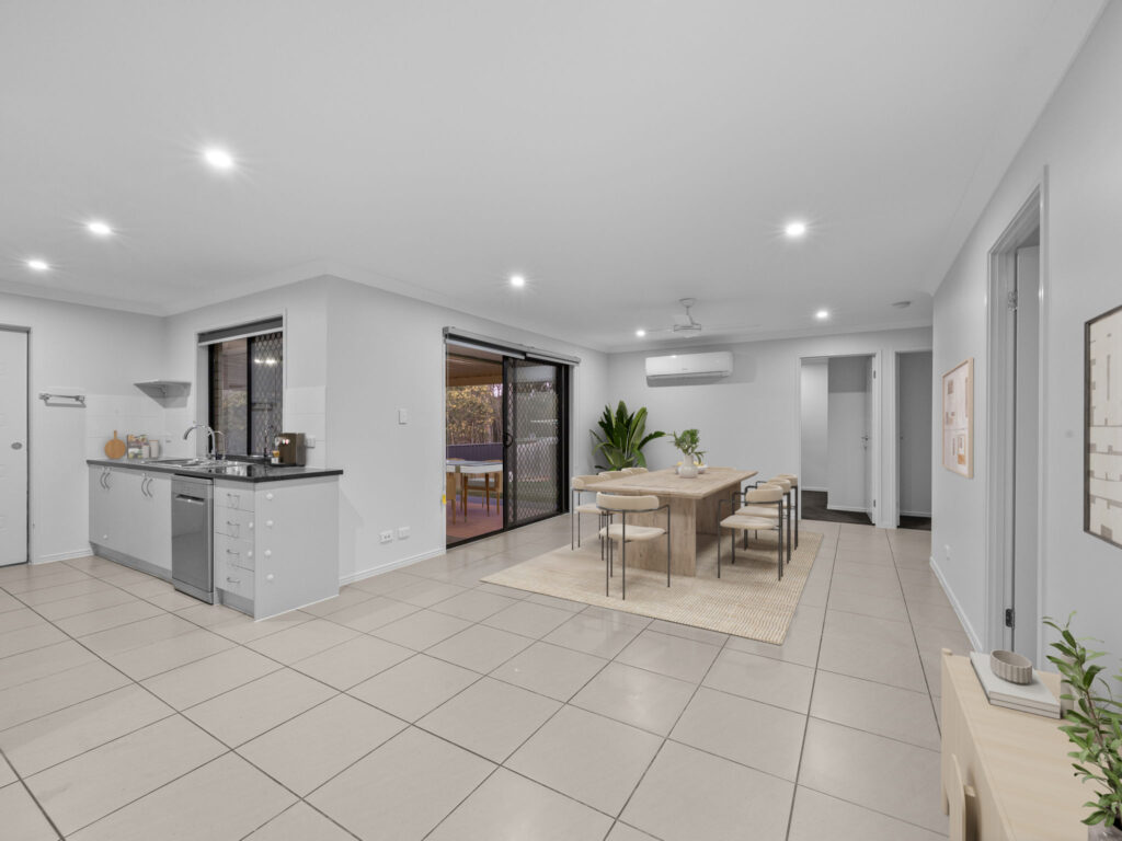 50 Waratah Crescent, Springfield Lakes, QLD 4300