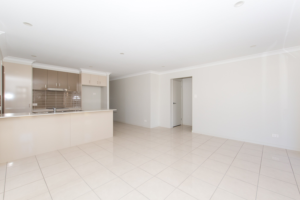 7 Joyce Street, Karalee, QLD 4306