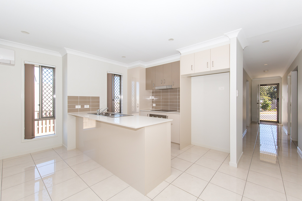 7 Joyce Street, Karalee, QLD 4306