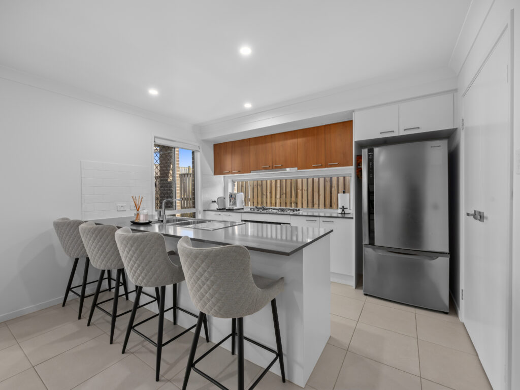 60 Carbeen Circuit, Springfield, QLD 4300
