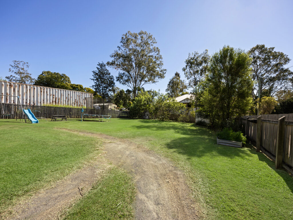 24 Mary Street, Blackstone, QLD 4304