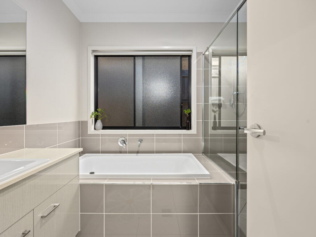 12 Astartea Street, Deebing Heights, QLD 4306
