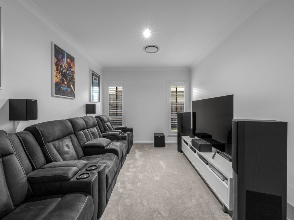 14 Cadoc Street, Augustine Heights, QLD 4300