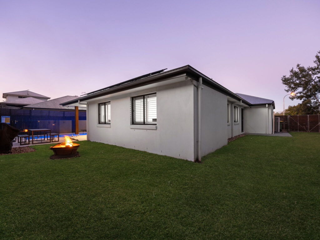 14 Cadoc Street, Augustine Heights, QLD 4300