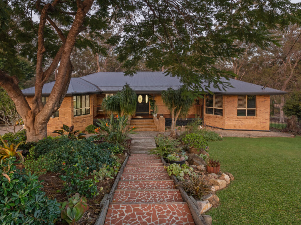 12 Tenville Circuit, Deebing Heights, QLD 4306