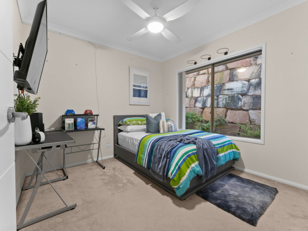 133 Benezet Drive, Augustine Heights, QLD 4300