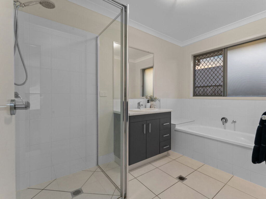 32 Krause Street, Bellbird Park, QLD 4300