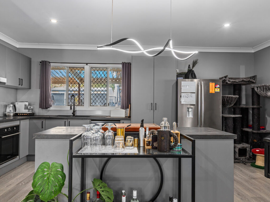 30 Lusitania Street, Newtown, QLD 4305