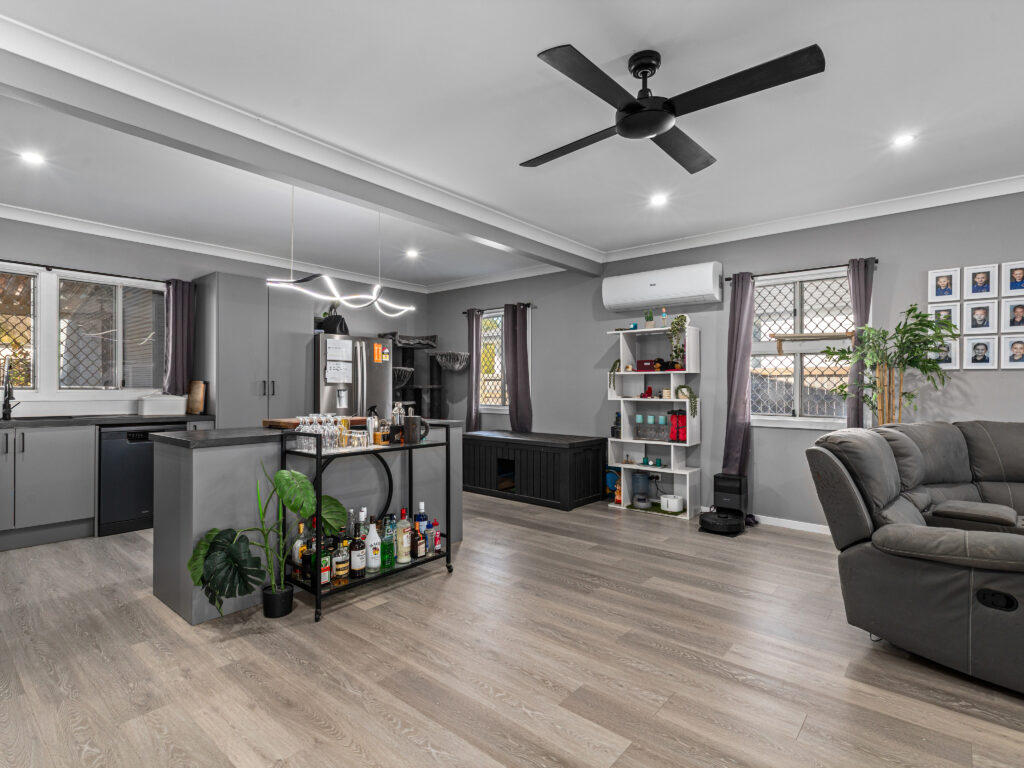 30 Lusitania Street, Newtown, QLD 4305