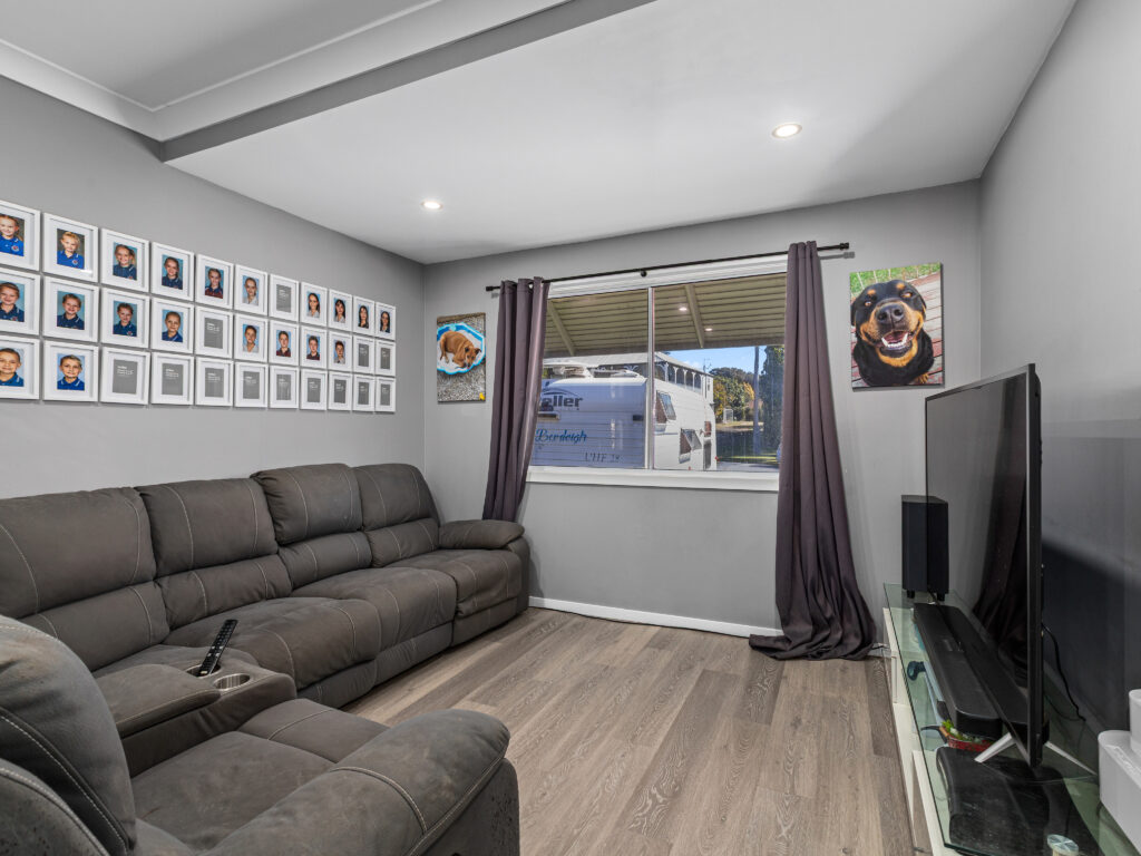 30 Lusitania Street, Newtown, QLD 4305