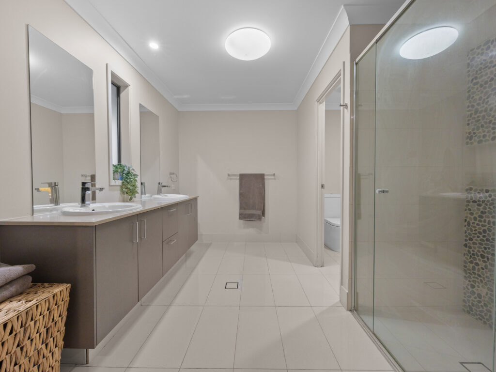 21/30 Botanic Crescent, Brookwater, QLD 4300