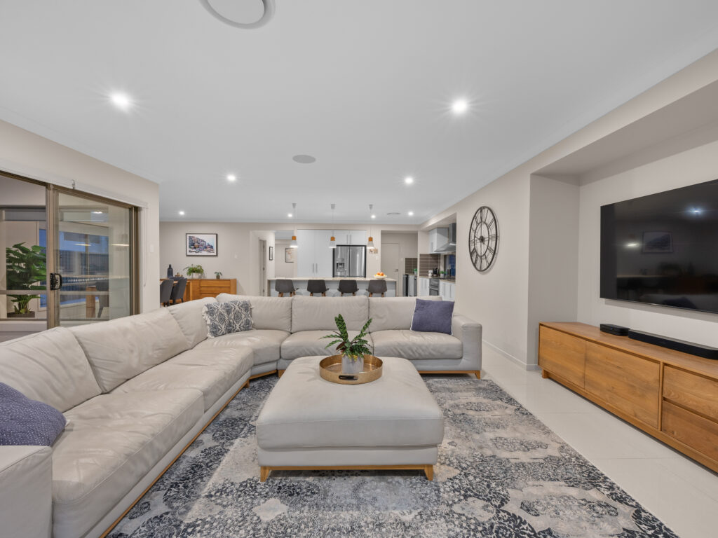 21/30 Botanic Crescent, Brookwater, QLD 4300