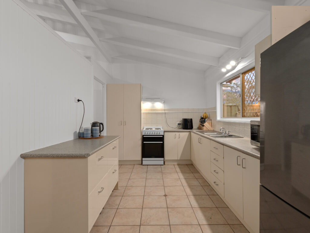 130 Redbank Plains Road, Bellbird Park, QLD 4300