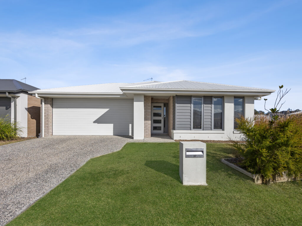 37 Rhythm Road, Ripley, QLD 4306