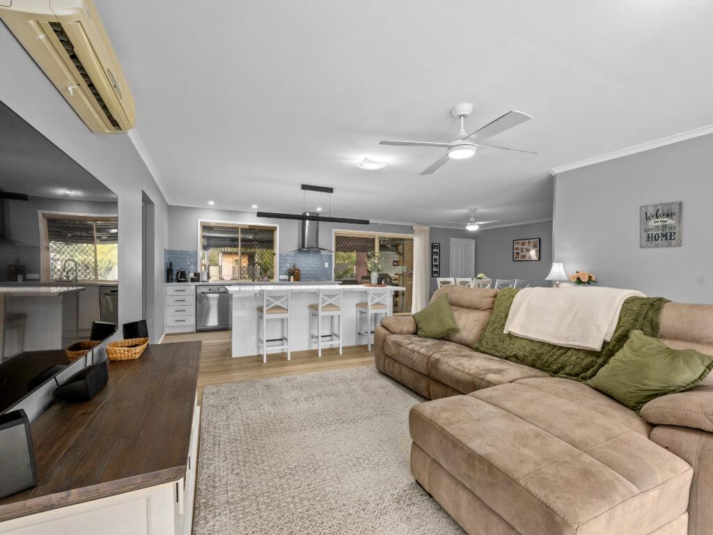 114 Equestrian Drive, Yamanto, QLD 4305