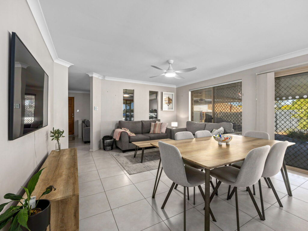 4 Pinkwood Court, Yamanto, QLD 4305