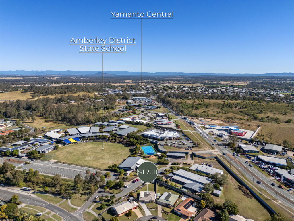 4 Pinkwood Court, Yamanto, QLD 4305