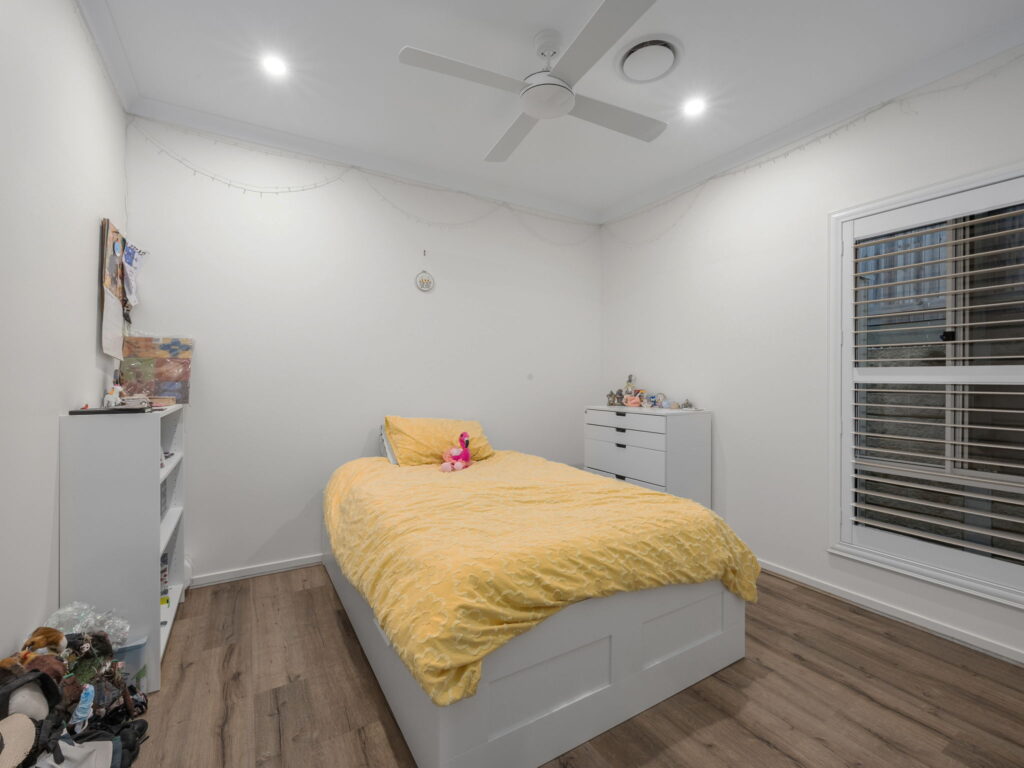 13 Thomas Court, Augustine Heights, QLD 4300