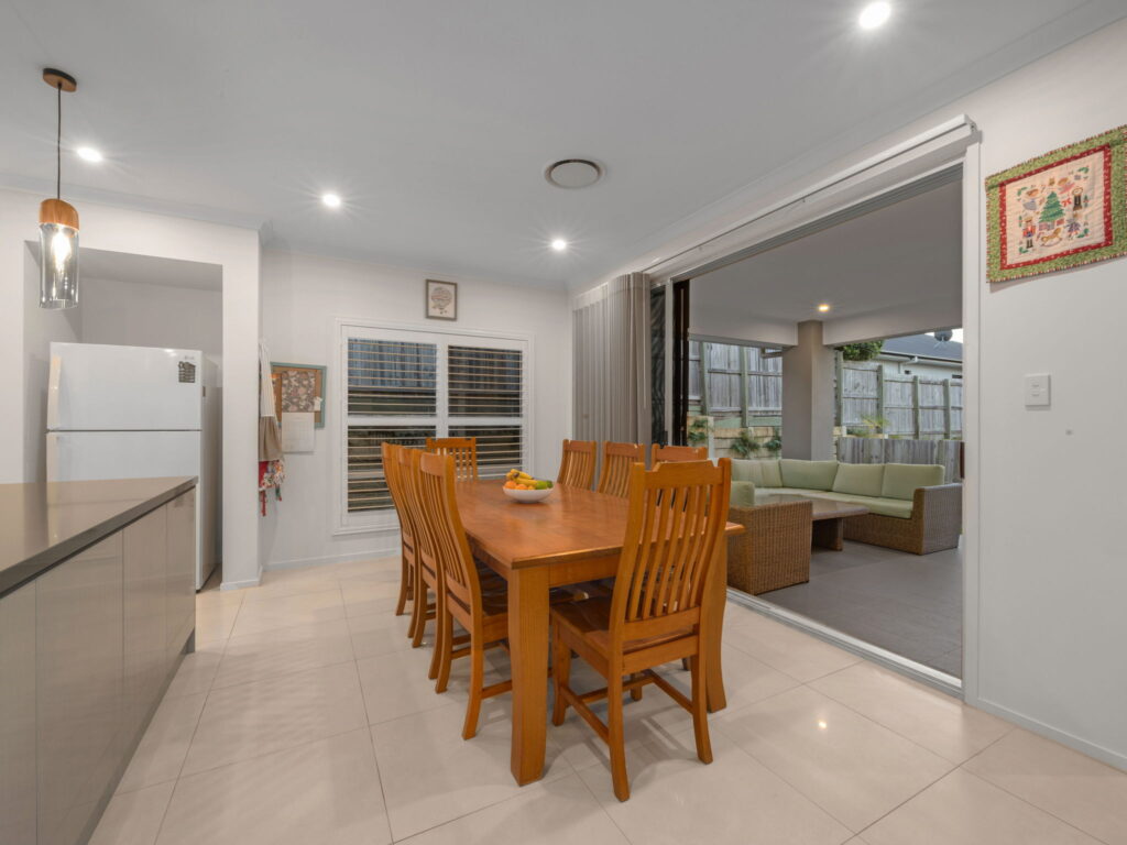 13 Thomas Court, Augustine Heights, QLD 4300