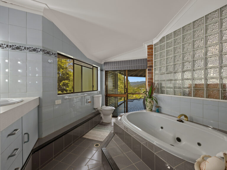 117 Reynolds Road, Currumbin Valley, QLD 4223