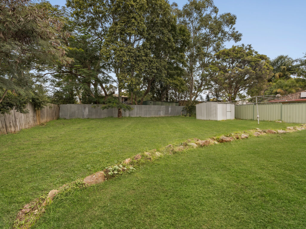 16 Cudgee Street, Redbank Plains, QLD 4301