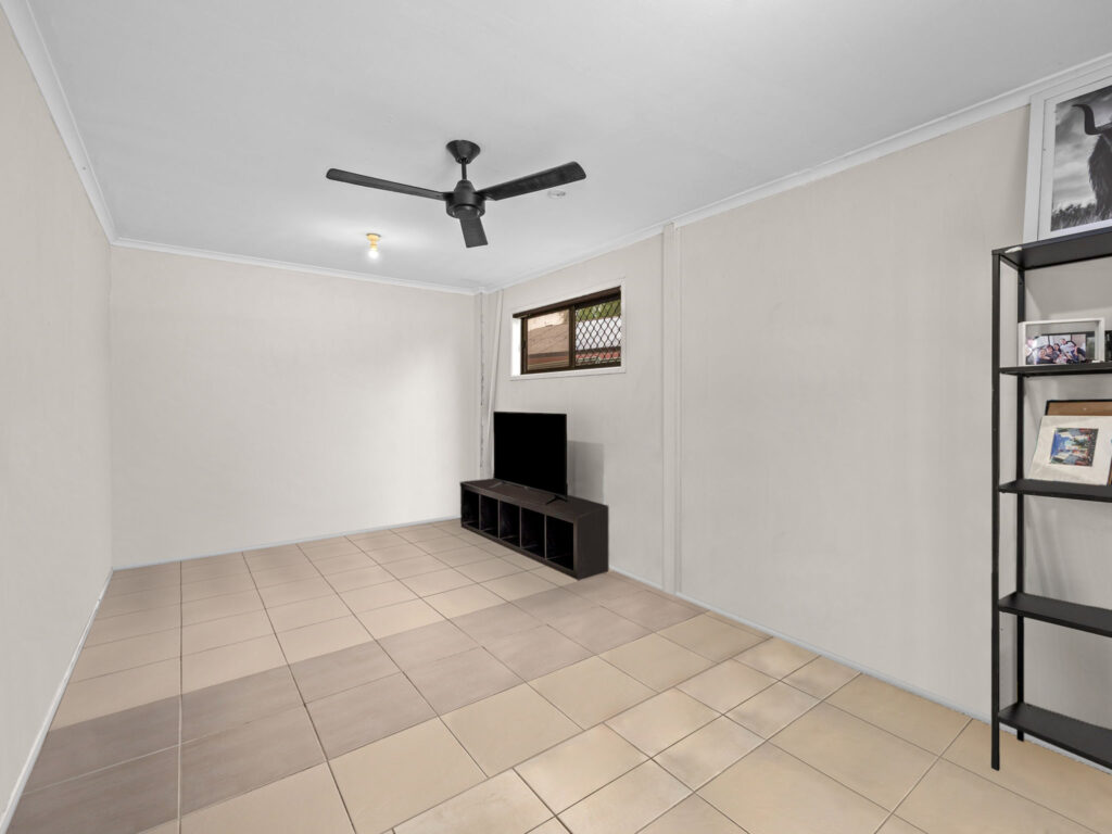 16 Cudgee Street, Redbank Plains, QLD 4301