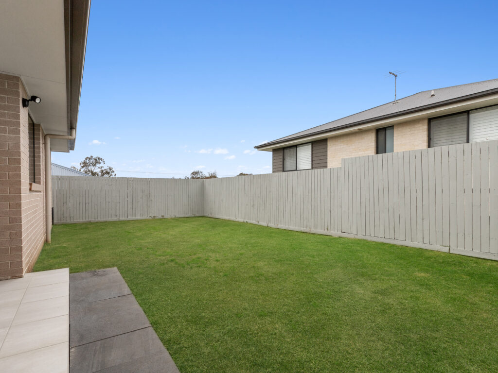 6 Gonula Crescent, Ripley, QLD 4306