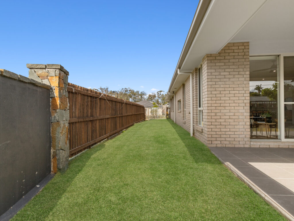 3 Citrus Crescent, Collingwood Park QLD 4301