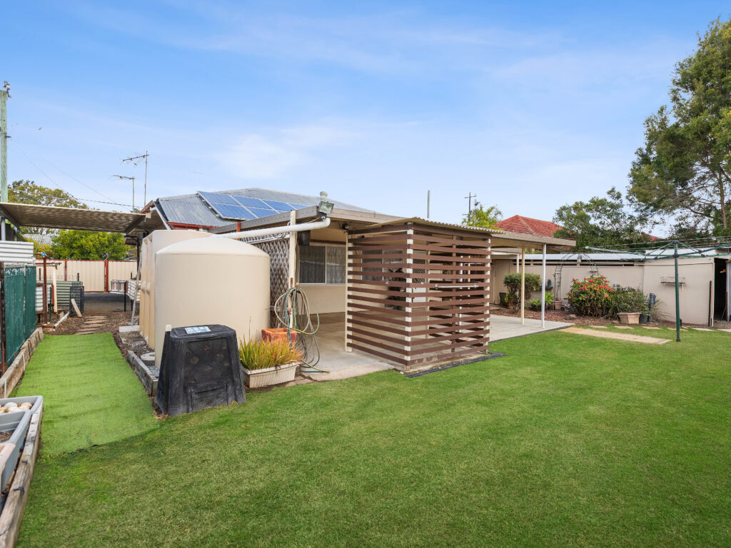29 Phillip Street, One Mile, QLD 4305