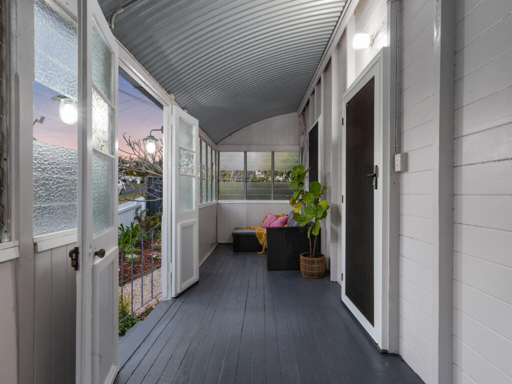 8 Spresser Street, Tivoli, QLD 4305