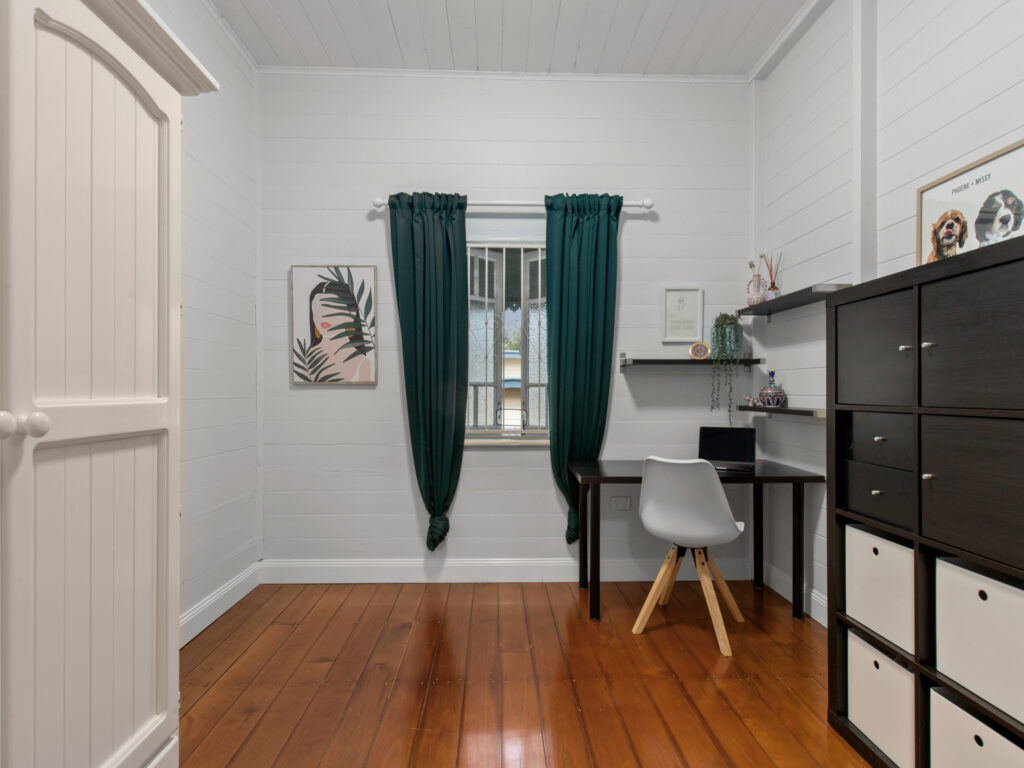8 Spresser Street, Tivoli, QLD 4305