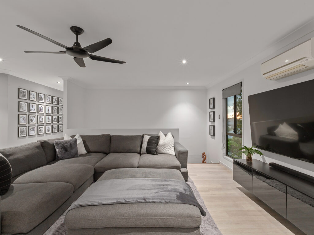 31 Mcgregor Place, Springfield Lakes, QLD 4300