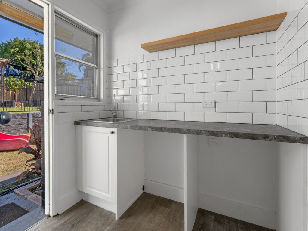 24 Dobell Avenue, Collingwood Park QLD 4301