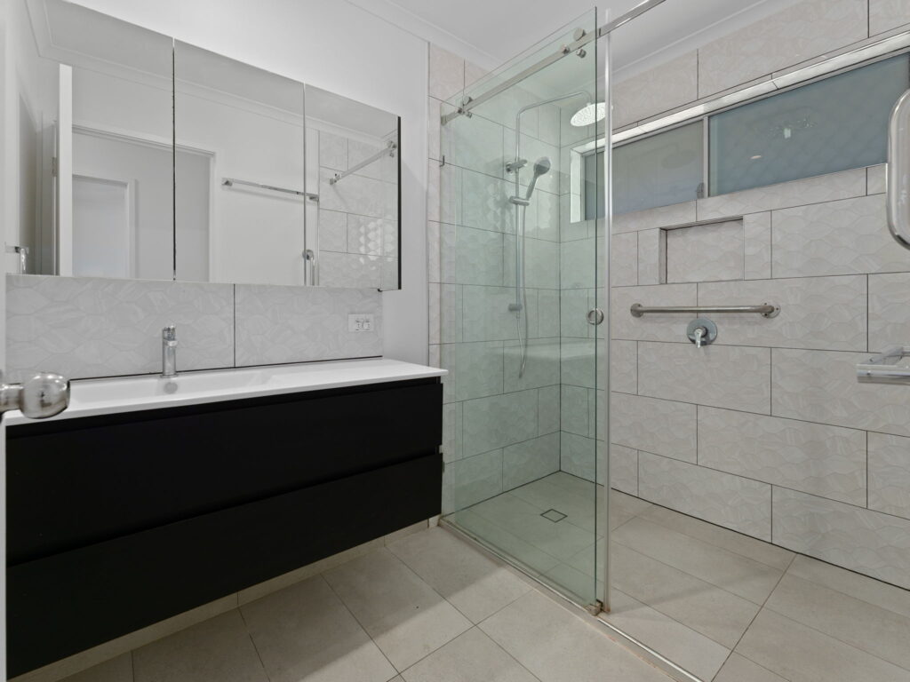 24 Dobell Avenue, Collingwood Park QLD 4301