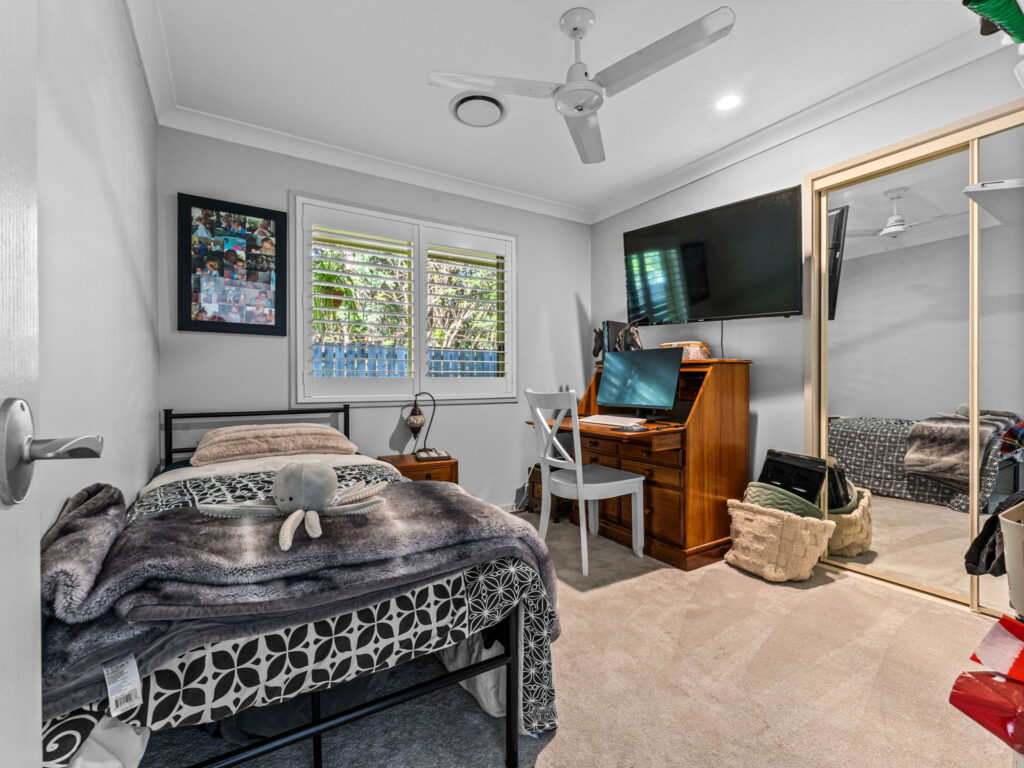 2/3 Boscawan Crescent, Bellbird Park, QLD 4300