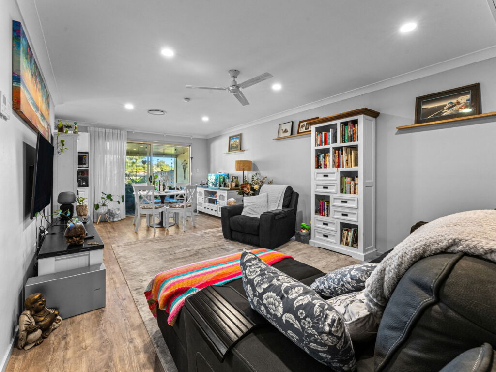2/3 Boscawan Crescent, Bellbird Park, QLD 4300