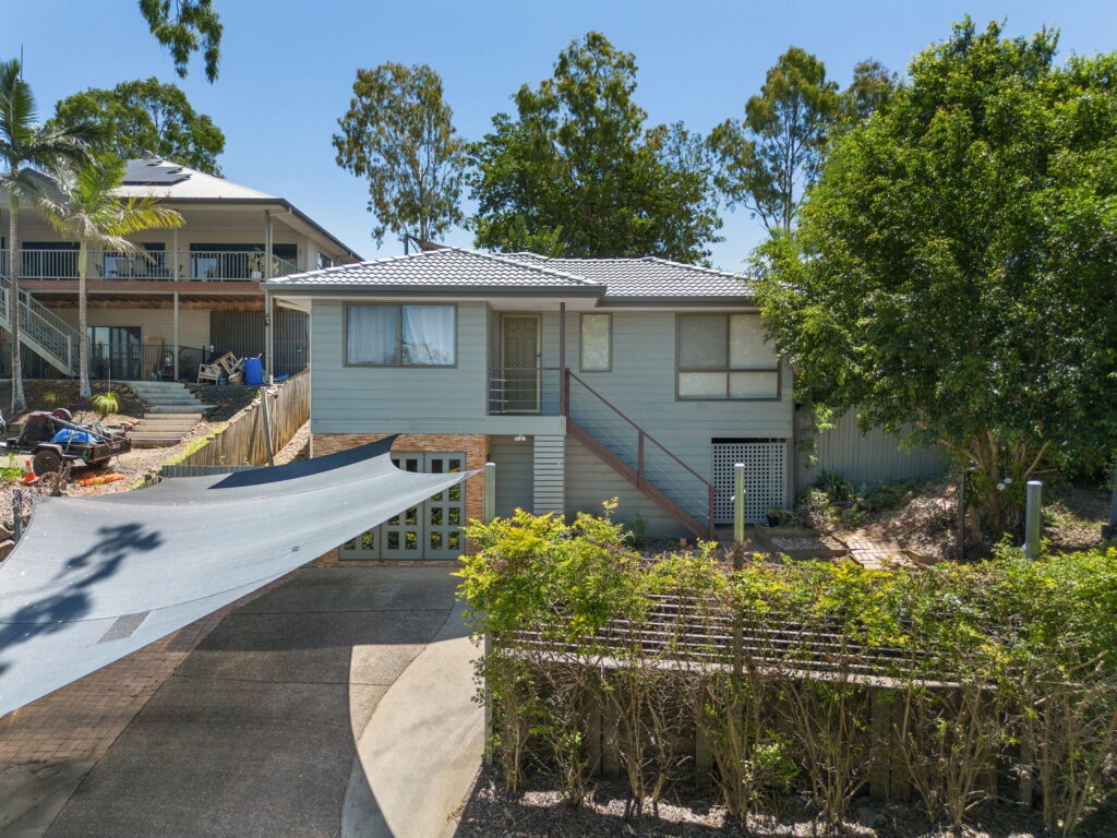 9 Henry Samuel Drive, Redbank Plains, QLD 4301
