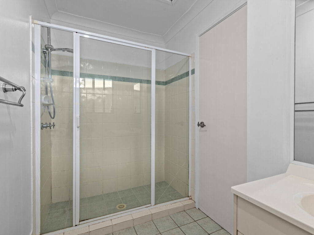 9 Henry Samuel Drive, Redbank Plains, QLD 4301