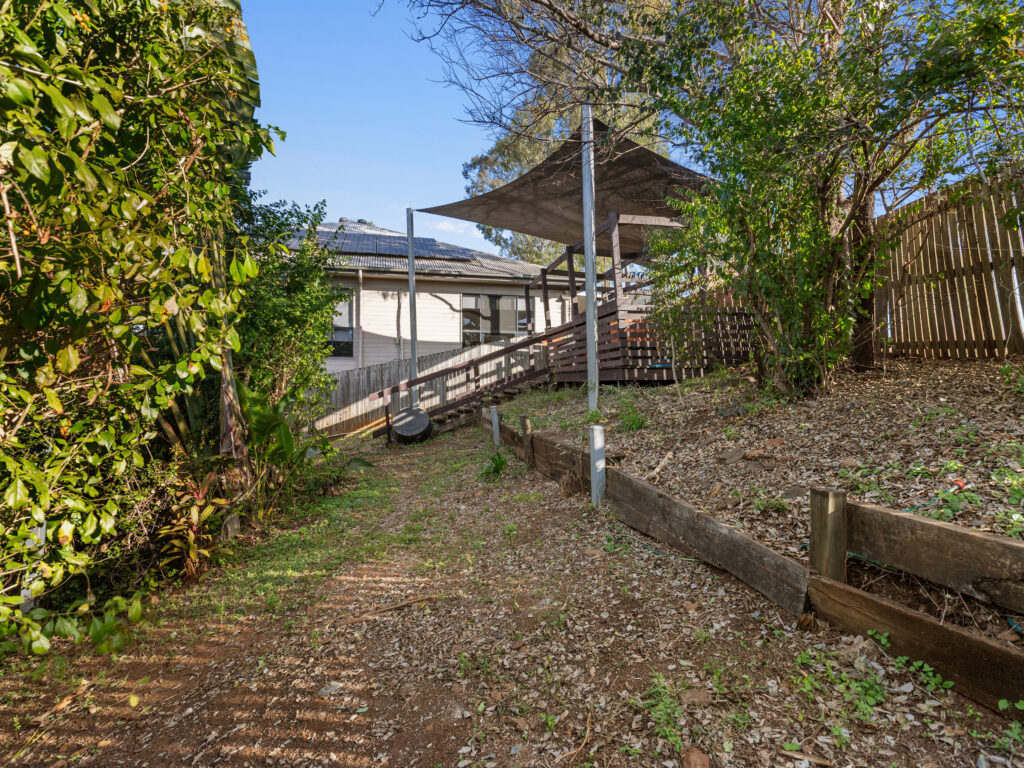 9 Henry Samuel Drive, Redbank Plains, QLD 4301