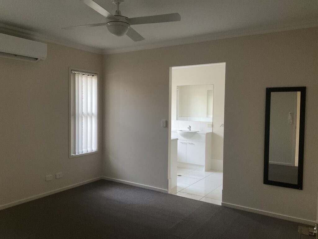 Raceview QLD 4305
