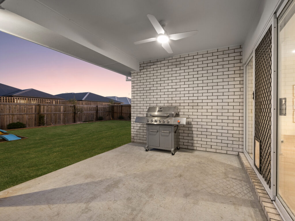 86 Parkland Drive, Walloon, QLD 4306
