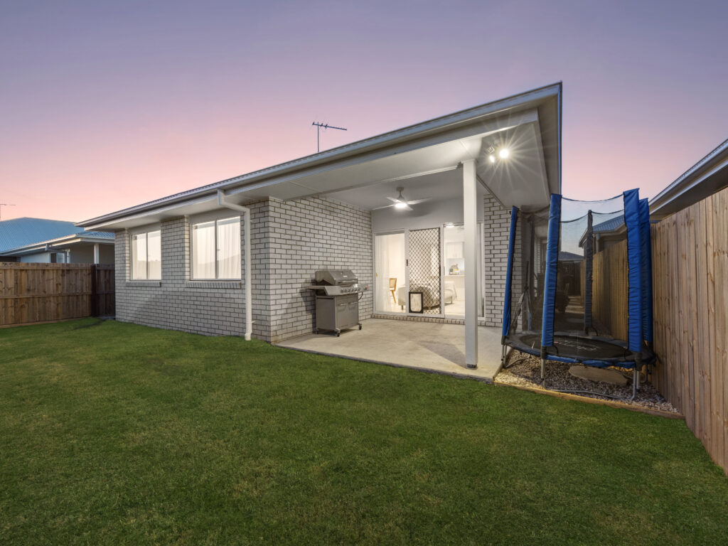 86 Parkland Drive, Walloon, QLD 4306