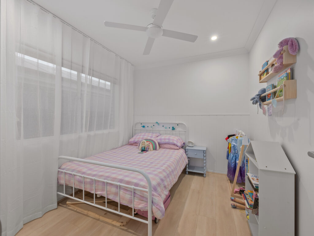 86 Parkland Drive, Walloon, QLD 4306