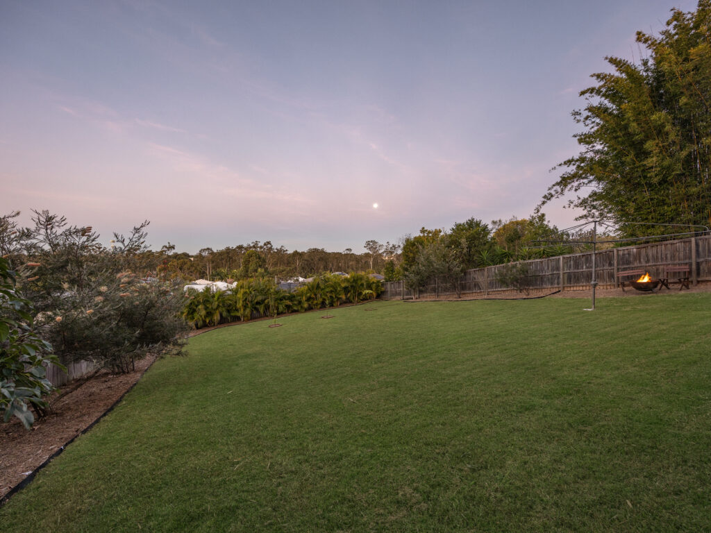 18 Aristotle Avenue, Augustine Heights, QLD 4300