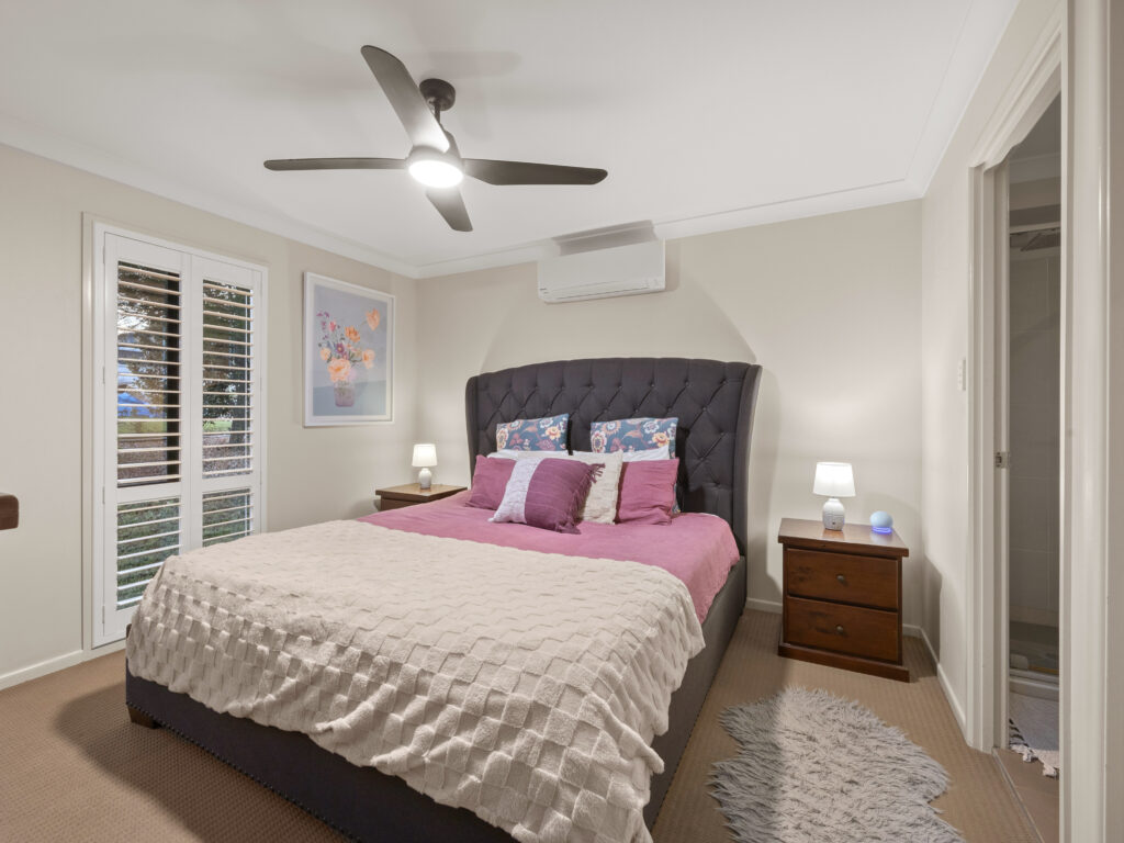 18 Aristotle Avenue, Augustine Heights, QLD 4300