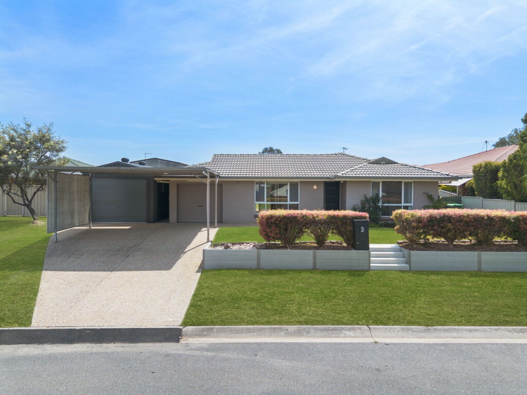 3 Hillier Court, Flinders View, QLD 4305