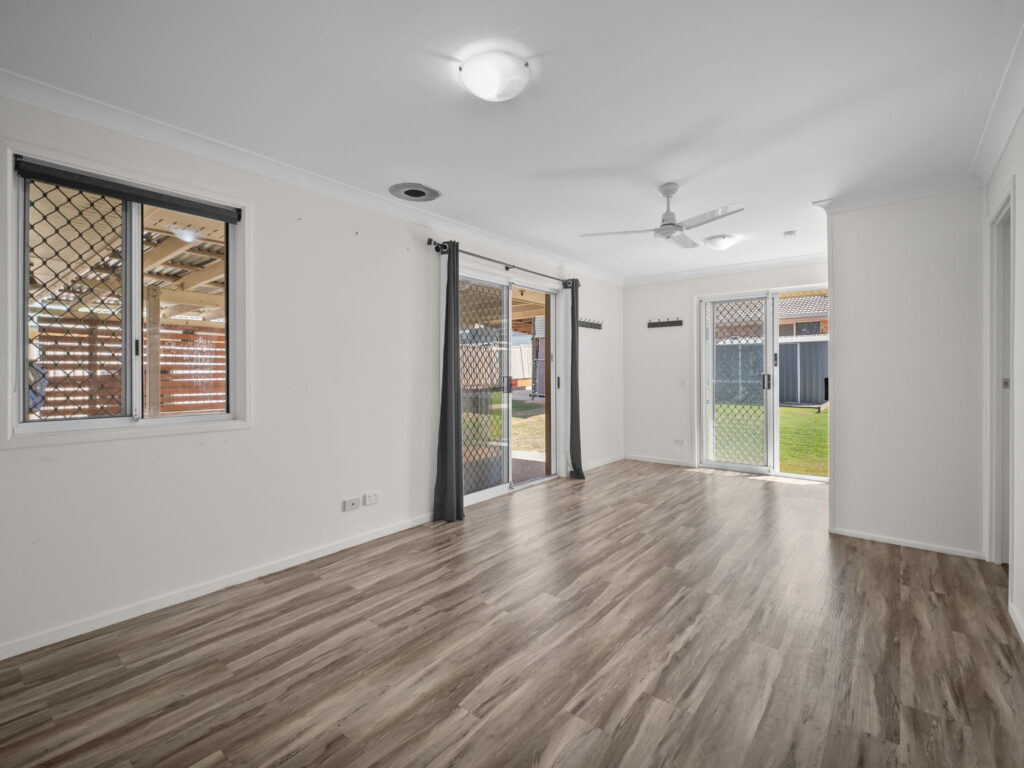 3 Hillier Court, Flinders View, QLD 4305