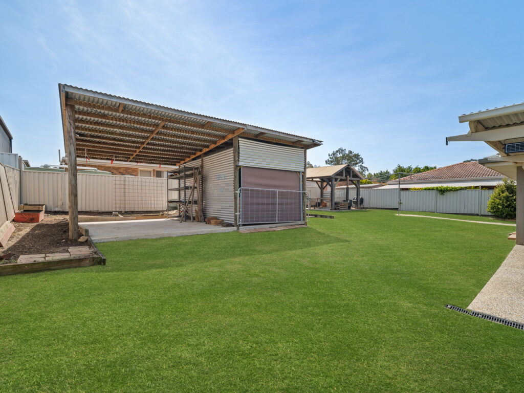 3 Hillier Court, Flinders View, QLD 4305