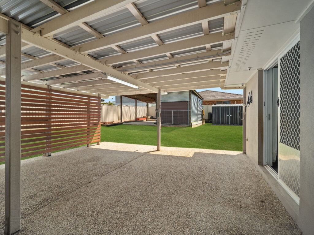 3 Hillier Court, Flinders View, QLD 4305